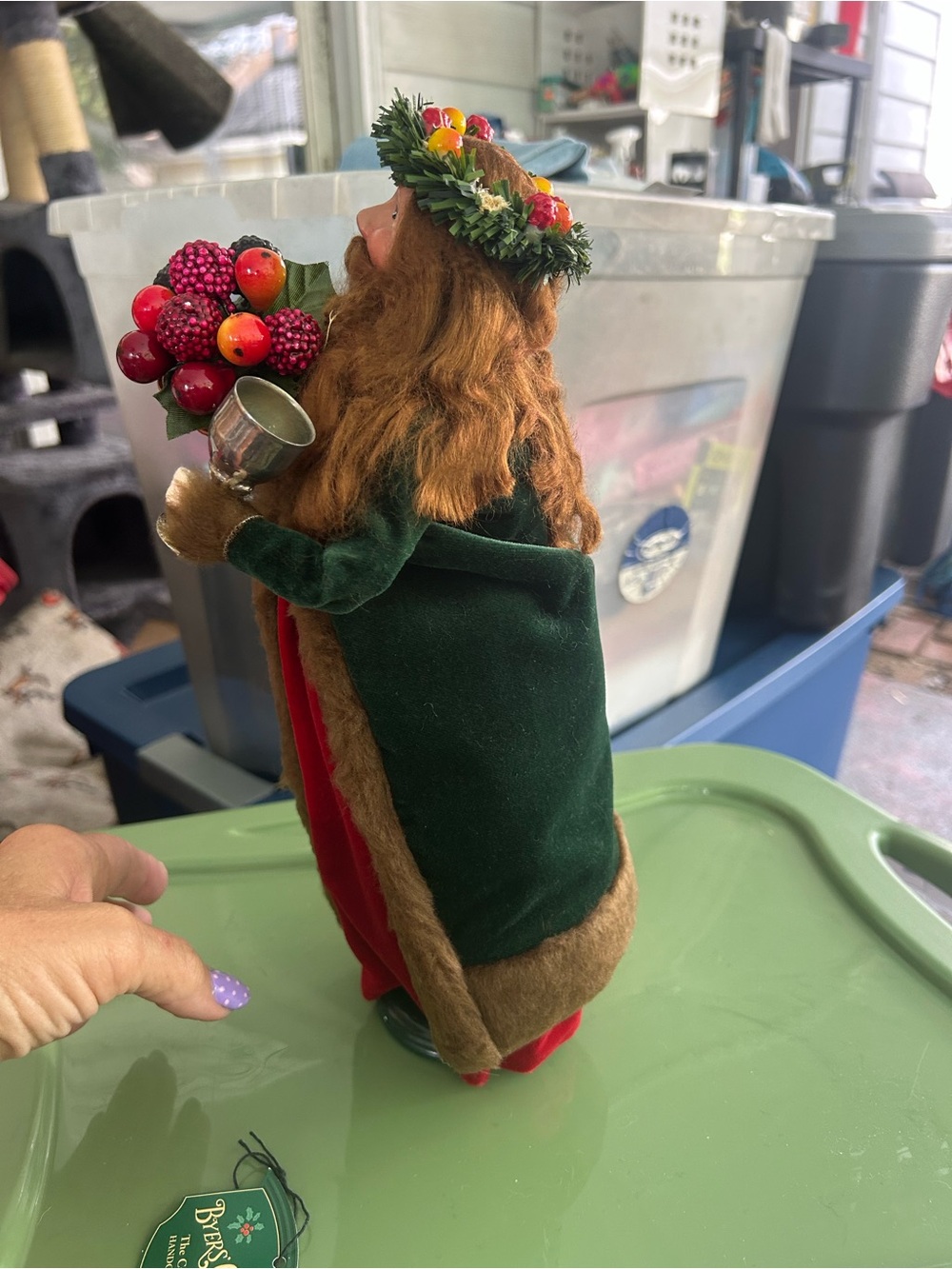 Byers choice figurine with Red Dress and Green Cloak - Signed - Picture 6 of 11